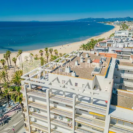 Uhc Miramar Nautic Apartment Salou